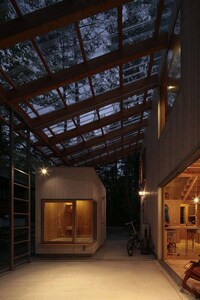Adaptable Polycarbonate Roofs Image 6
