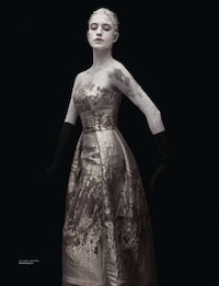 Elegant Statuesque Editorials Image 3