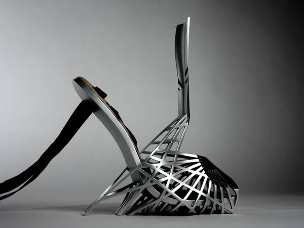 Titanium 3D-Printed Heels