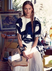 Earthy Western-Inspired Fashion Image 5