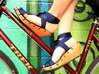 Eco-Friendly Interchangeable Shoes Image 2
