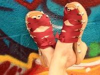Eco-Friendly Interchangeable Shoes Image 3