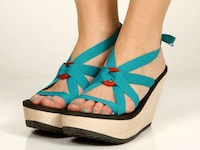 Eco-Friendly Interchangeable Shoes Image 5