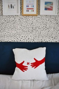 Humorously Huggable Cushions Image 3