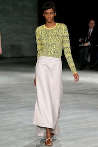Eastern-Influenced Womenswear Image 4