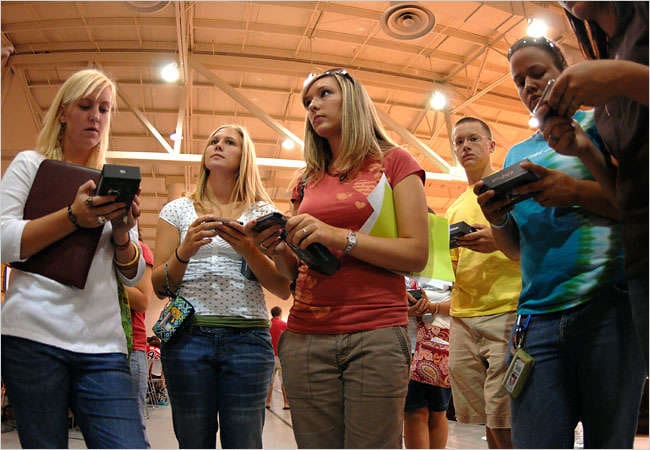 Free iPods and iPhones for Students