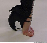 Frontless Shoes Image 4