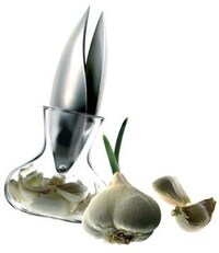 Ergonomic Garlic Presses Image 2