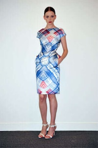 3D Glasses Inspired Fashion Image 3