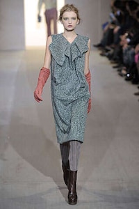 3D Glasses Inspired Fashion Image 5