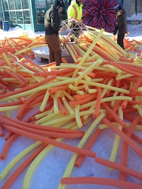 Pom Pom-Inspired Structures Image 4