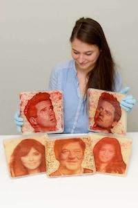Bacteria-Grown Celebrity Portraits Image 7