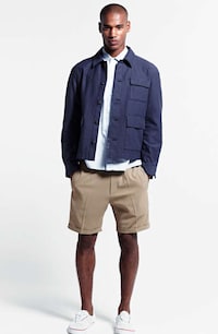 Paisley-Printed Sporty Lookbooks Image 5