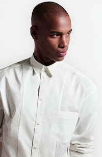 Paisley-Printed Sporty Lookbooks Image 6