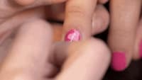 Candy Heart Manicures Image 4