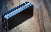 Alluring Aluminum Phone Cases Image 6