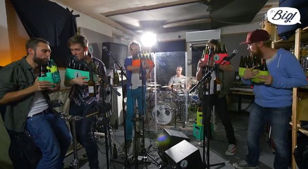 27 Memorable Music Mashups
