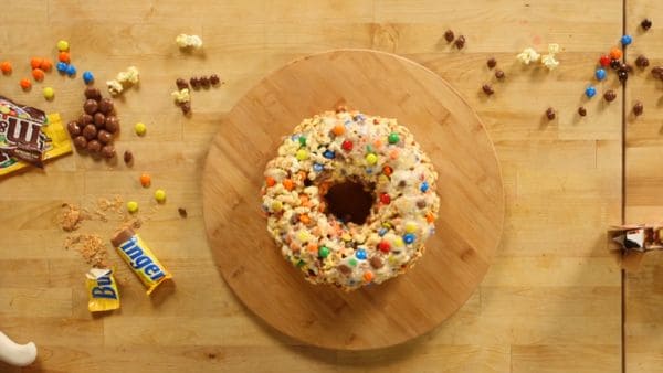 50 Essential Oscar Night Snacks