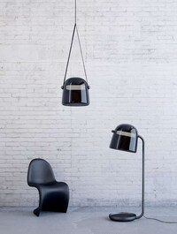 Suspended Gloss-Finished Lamps Image 2
