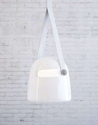 Suspended Gloss-Finished Lamps Image 3