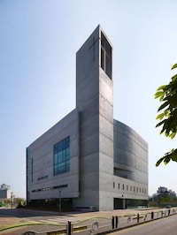 Massive Modern Sanctuaries Image 5