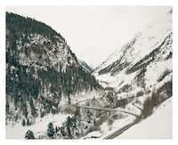 Quiety Neutral Landscapes Image 5