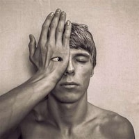 Surreal Experimental Photo Manipulations Image 3