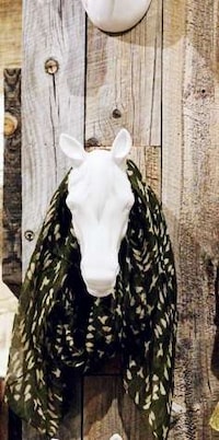 Eccentric Equestrain-Inspired Displays Image 2