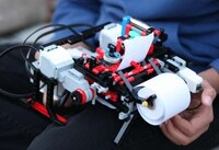 Handheld Braille Writing Robots Image 2