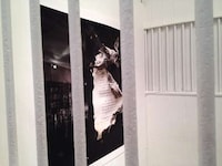 Book-Scented Perfume Exhibits Image 7