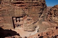 Picturesque Travel Packages Image 4