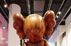 Collaborative Celebrity Art Shows 