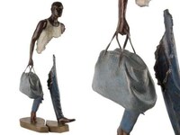 Disappearing Nomadic Sculptures Image 6