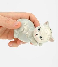 Playful Feline Spice Shakers Image 3
