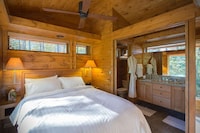 Deceptive Cottage-Shaped RVs Image 5