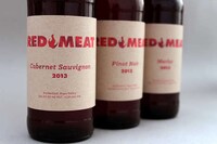 Basic Beer-Style Vinos Image 2