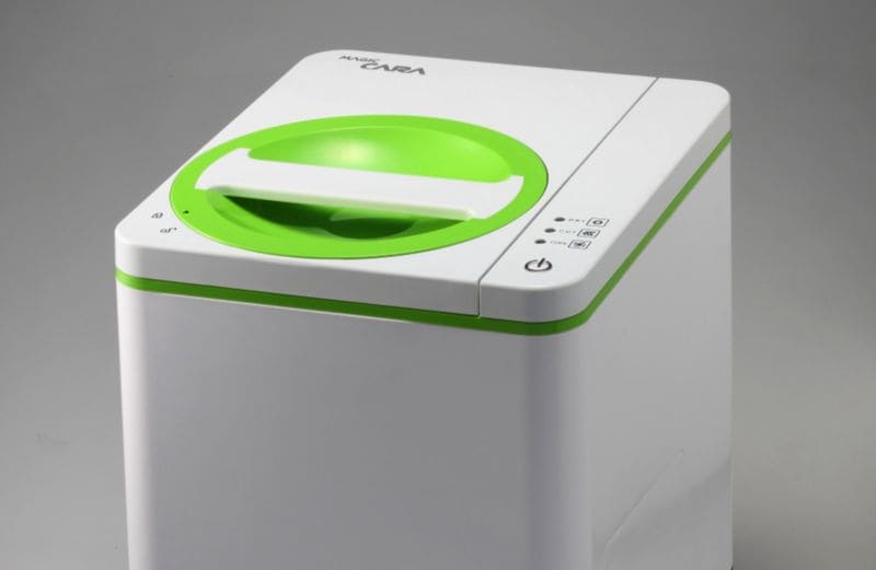 Automatic Kitchen Composting Containers