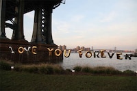Affectionate Public Art Installations Image 2