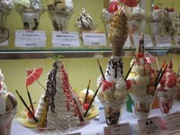 Double Decker Sundaes Image 2