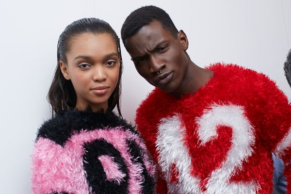 25 Fashionable Sports Jerseys