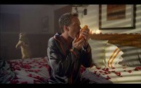 Singing Celebrity Ads Image 8