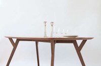 Stone-Centered Tables Image 3
