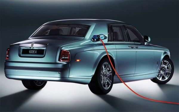 Luxury Hybrid Sedans