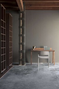 Minimally Versatile Workstations Image 2