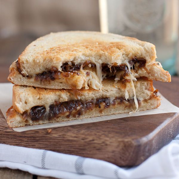 28 Unusual Grilled Cheese Sandwiches
