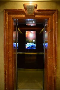 Futuristic Elevator Displays Image 3