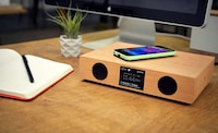 Versatile Smartphone Bases Image 2