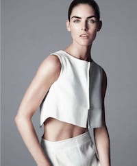 Sophisticated Ivory-Hued Editorials Image 6