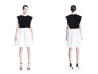 Chic Androgynous Lookbooks Image 8