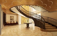 Sky-Piercing Luxury Suites Image 4